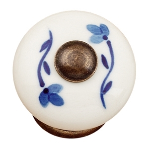 pomos tiradores porcelana flor azul con herrajes bronce mueble clasico 330h3